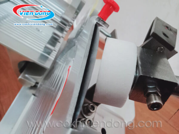 máy xắt thịt chín