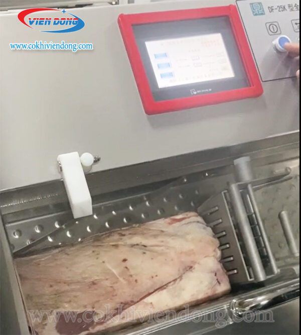máy cắt thịt đông lạnh công nghiệp